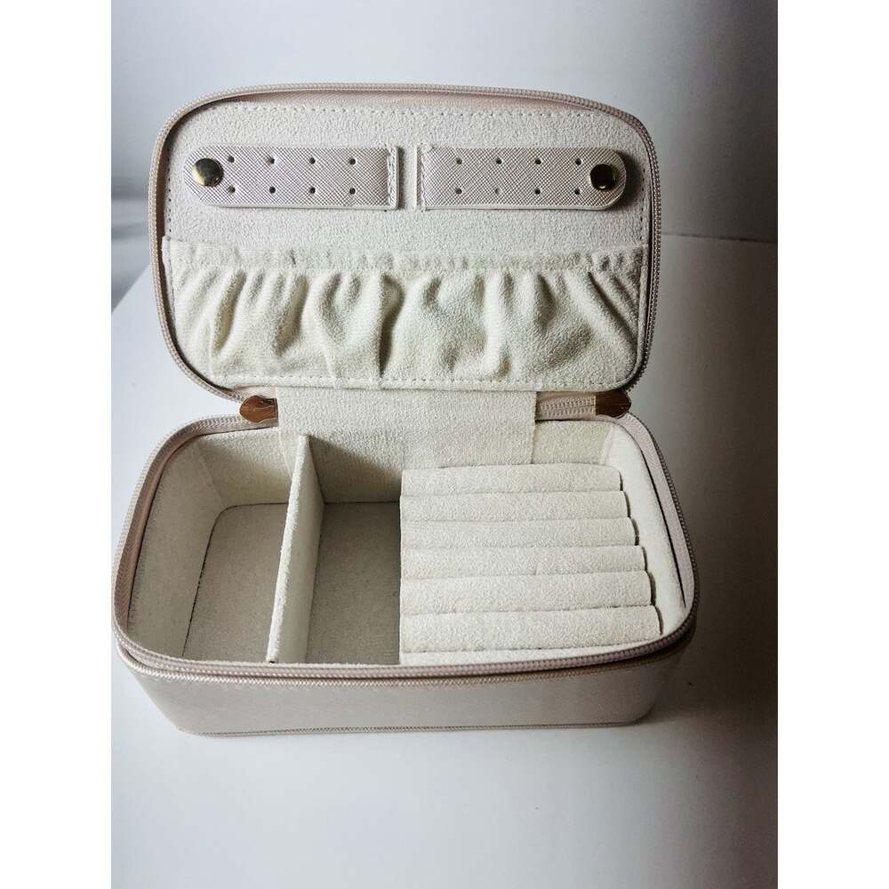 Travel Jewelry Organizer Case Beige Faux Leather Zippered Storage Box - Picture 2 of 11